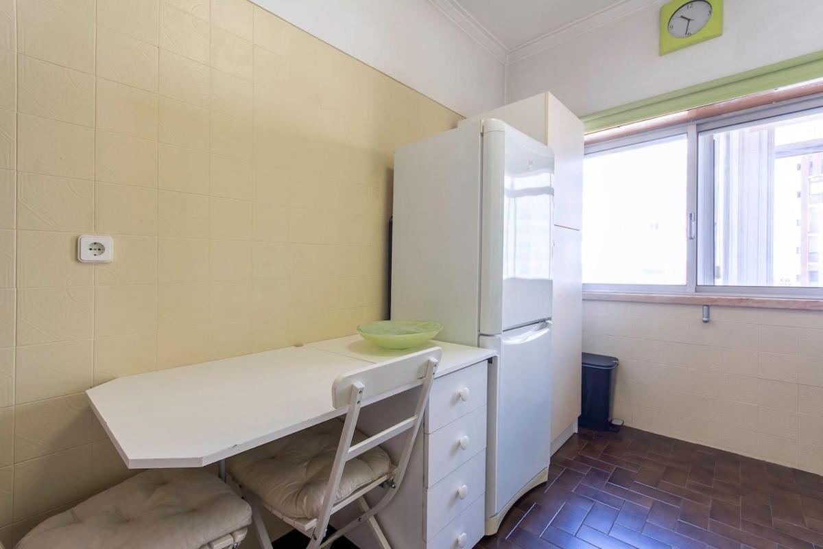 Cozy Peaceful Apartment In Almada By Innkeeper Esterno foto